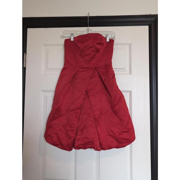 Size 0 red bubble dress - Picture 1 of 6